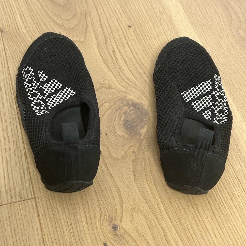 Adidas KUROBE Mesh Slip-On Water Shoes. - Picture 4 of 5
